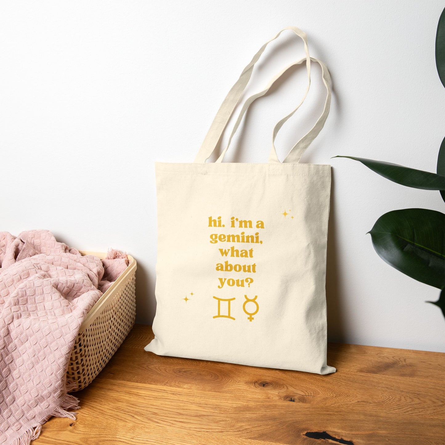 "Hi, I'm a Gemini" Tote Bag