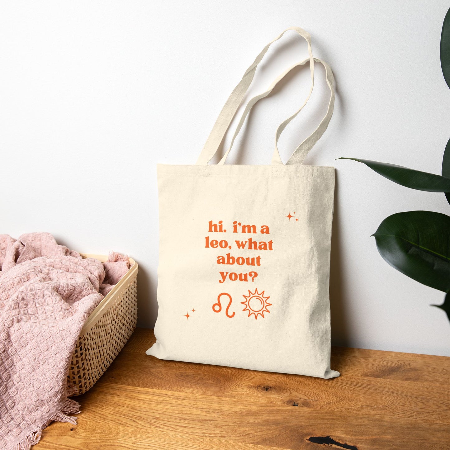 "Hi, I'm a Leo" Tote Bag